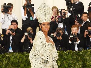 6 Fakta MET Gala 2025, Daftar Tamu, Harga Tiket, Hingga Kontroversi 6 Fakta MET Gala 2025, Daftar Tamu, Harga Tiket, Hingga Kontroversi