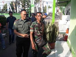 Polisi Selidiki Motif Gerombolan Ormas Keroyok TNI Garut Polisi Selidiki Motif Gerombolan Ormas Keroyok TNI Garut
