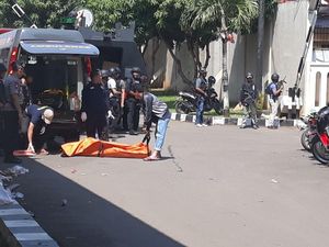 18 Jam Rusuh Mako Brimob: 6 Kantong Jenazah, 6 Peti, Tanpa Penjelasan 18 Jam Rusuh Mako Brimob: 6 Kantong Jenazah, 6 Peti, Tanpa Penjelasan