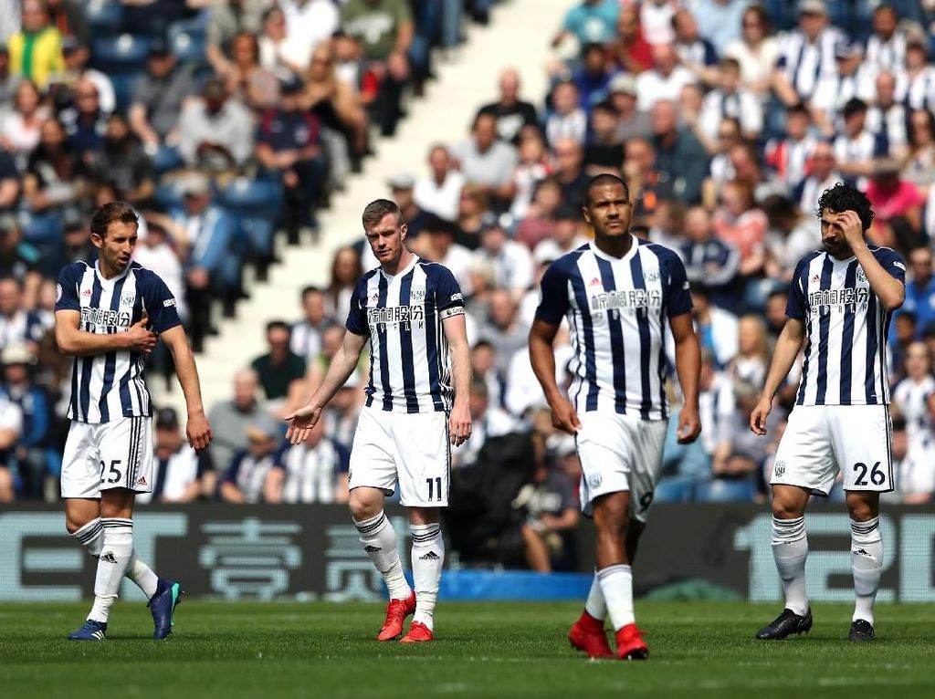 Southampton Kalahkan Swansea, West Brom Degradasi Southampton Kalahkan Swansea, West Brom Degradasi
