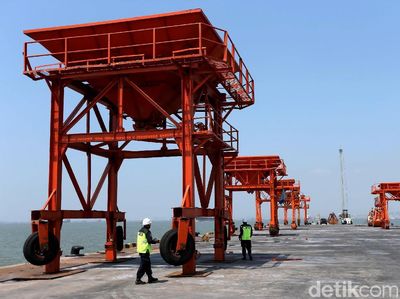 Melihat Lebih Dekat ke Kawasan Industri Terintegrasi Pelabuhan