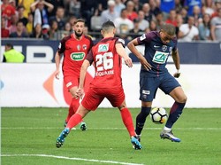 Neymar sendiri datang menyaksikan langsung timnya menghadapi Les Herbiers di final Piala Prancis. Dalam laga itu, PSG bermain mendominasi. (Foto: Stringer/Reuters)