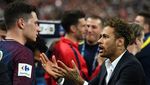 Neymar Kembali, Langsung Angkat Trofi di PSG