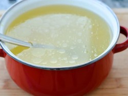 Yuk, Bikin Sendiri Kaldu Tulang Sapi yang Enak Untuk Sup dan Kuah Bakso!