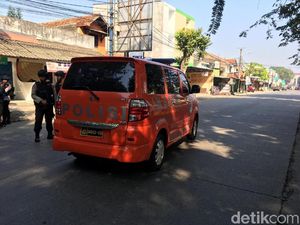 Giliran Mobil Inafis Polda Metro Masuk ke Mako Brimob