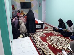 Jenazah Briptu Fandi Dimakamkan di Magelang