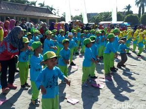 Judulnya Gerakan Baca Buku, Siswa TK di Ponorogo Malah Diajak Senam