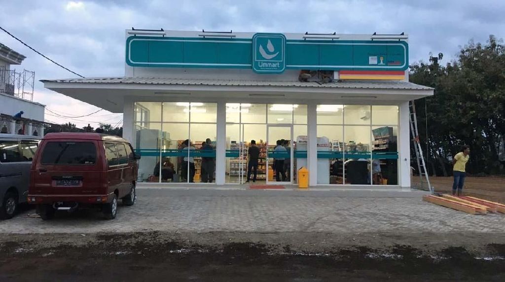 Penampakan Toko Modern Syariah Umat Mart Penampakan Toko Modern Syariah Umat Mart