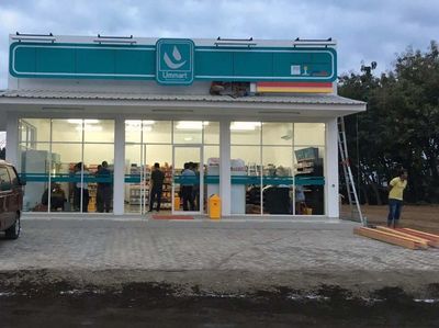 Penampakan Toko Modern Syariah Umat Mart