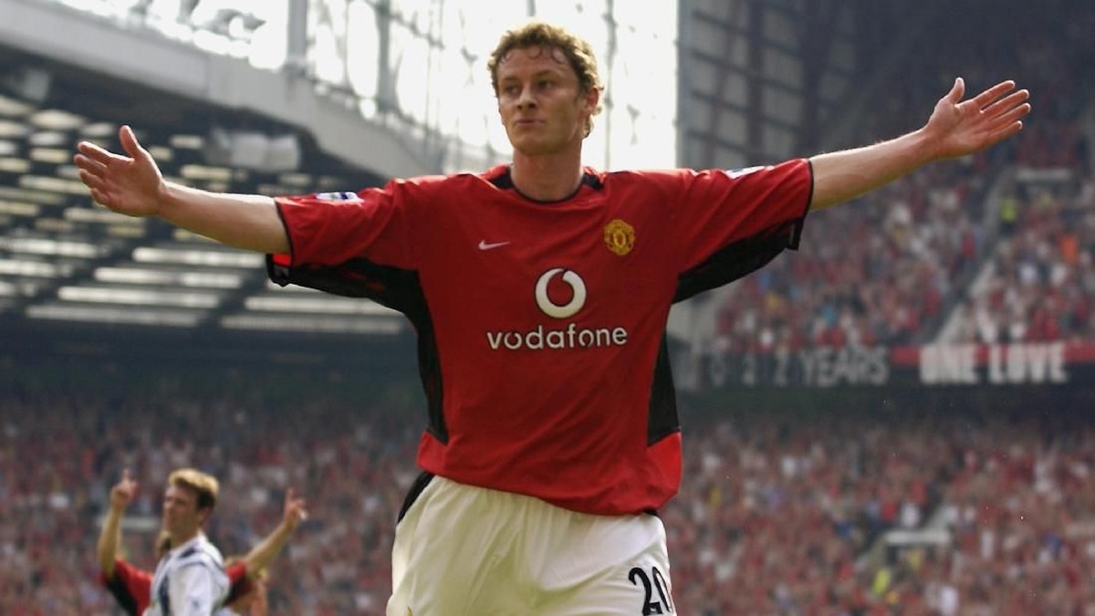 Ole Gunnar Solskjaer tak asing lagi dengan duel kontra Liverpool. (Foto: Shaun Botterill/Getty Images)