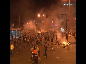 Bentrokan Panas di Bolivia, Polisi Vs Pedagang