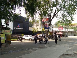 Jalan ke Arah Mako Brimob Disterilisasi dalam Radius 300 Meter