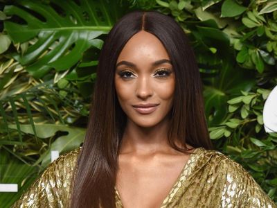 Cantiknya Jourdan Dunn, Dulu Hamil Tanpa Suami Kini Jadi Model Sukses