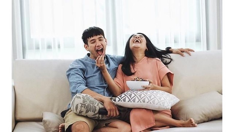 Istri Tara Budiman Yang Sedang Hamil Sampai Ikutan Ngidam Juga
