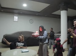 Bolot, Nunung hingga Kang Saswi Bungkam soal Perceraian Sule