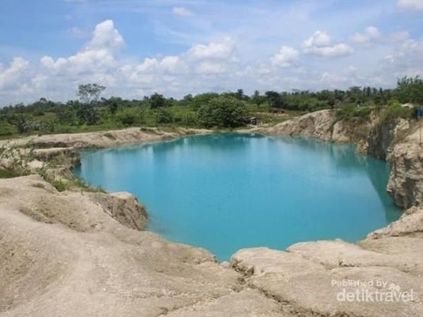 Foto: 5 Danau Biru yang Cantik di Indonesia