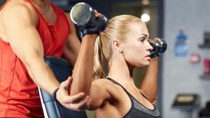 7 Latihan Beban Terbaik untuk Kaum Hawa