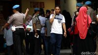 Keluarga Korban Rusuh Mako Brimob Berdatangan ke RS Polri