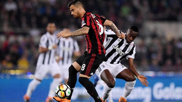 Suso nyaris mencetak gol untuk Milan pada menit ke-33. (