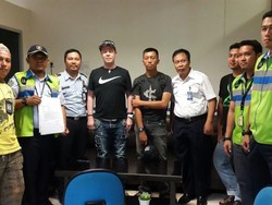 Motret di Runway Bandara Makassar, WN Finlandia Ini Diamankan