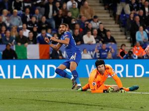Arsenal Dilibas Leicester 1-3