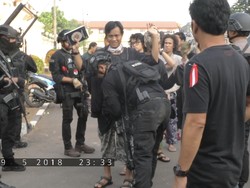 Tetap Persuasif Meski 5 Rekan Dibantai