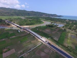 Ketimbang Bikin Tol Selatan Jawa, Lebih Baik Tambah Jalur Kereta