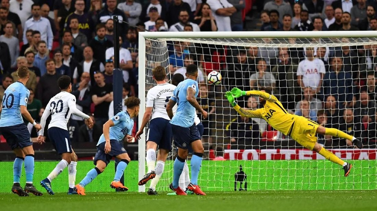 Tottenham Hotspur vs Newcastle United masih 0-0 di babak I. (Foto: Dylan Martinez/Reuters)