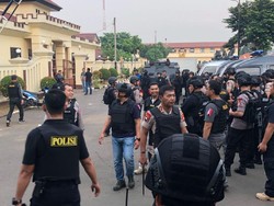 Senjata yang Dirampas Teroris Hasil Sitaan di Operasi Antiteror