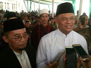 Gatot Dapat Dukungan Maju Pilpres dari Ulama Cirebon Gatot Dapat Dukungan Maju Pilpres dari Ulama Cirebon