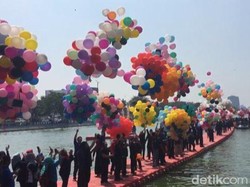 5.000 Balon Warnai Langit Danau Sunter Sambut HUT Jakarta