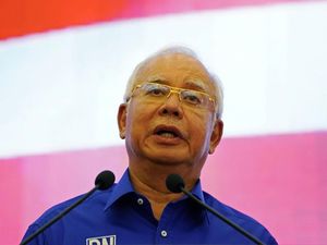 Di Depan Para Pendukungnya, Najib Bantah Curi Uang Rakyat