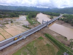 Proyek Tol Selatan Jawa bakal Makan Lahan Produktif Proyek Tol Selatan Jawa bakal Makan Lahan Produktif