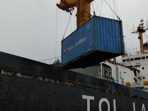 Angkut Semen ke Indonesia Timur, Kapal Tol Laut Bakal Ditambah