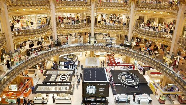 Wow, Deretan Mal Ini Tak Kalah Megah dari Istana