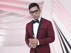 Cerita Indra Herlambang dan Ayu Dewi Nonton Konser Syahrini