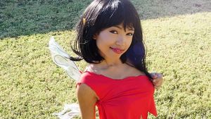 Dulu Dibully karena Bertubuh Kerdil, Wanita Ini Kini Malah Populer