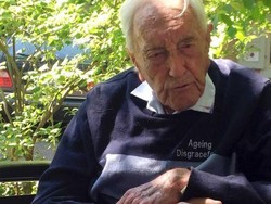 Detik-detik Terakhir Profesor Australia Akhiri Hidupnya