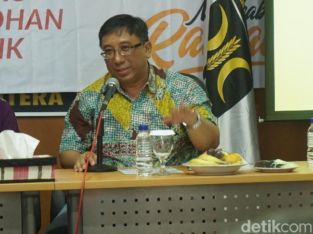 Haru Suandharu Kembali Pimpin DPW PKS Jawa Barat Haru Suandharu Kembali Pimpin DPW PKS Jawa Barat