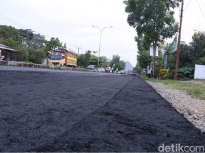 18 Proyek Pembangunan Jalan Senilai Rp 129 M Pakai Aspal Buton 18 Proyek Pembangunan Jalan Senilai Rp 129 M Pakai Aspal Buton