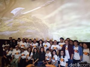 Teaser Wiro Sableng 212 Pamer di Fans Screening Deadpool 2