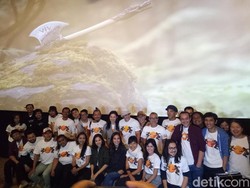 Teaser Wiro Sableng 212 Pamer di Fans Screening Deadpool 2