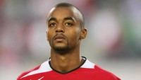 Striker: David Bellion. Kisah Bellion malah lebih seru soal transfernya di 2003. MU harus bayar kompensasi 2 juta paun ke Sunderland karena dituding merekrut pemain depan asal Prancis itu sebelum kontraknya habis. (Foto: Jamie Squire/Getty Images)