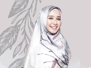 Menangkan Voucher Belanja dengan Berbagi Kisah Bahagia Memakai Hijab Menangkan Voucher Belanja dengan Berbagi Kisah Bahagia Memakai Hijab