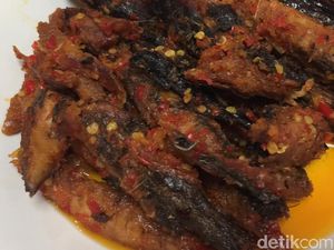 Resep Sahur : Ikan Asap Bumbu Cabe