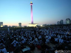 Pemprov DKI akan Bahas Rencana Tarawih di Monas yang Dikritik