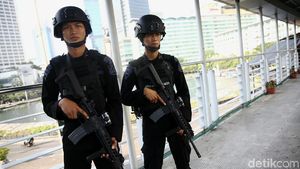 Aksi Bela Palestina, Brimob Disiagakan di Bundaran HI