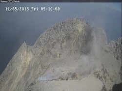 Meletus Freatik, Suhu di Puncak Gunung Merapi 150 Derajat Celcius