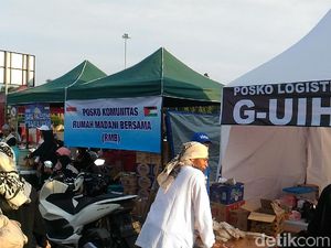 Posko Kesehatan hingga Toilet Ada untuk Massa Aksi 115 di Monas Posko Kesehatan hingga Toilet Ada untuk Massa Aksi 115 di Monas