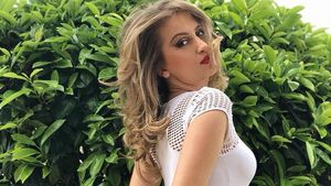 Terpikat Wanita Cantik yang Sering Disebut Cucu Presiden Terseksi di Dunia